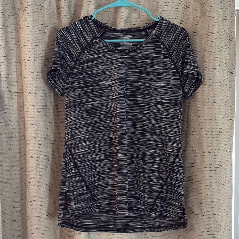 Tek Gear Black and Gray Short Sleeve Tee